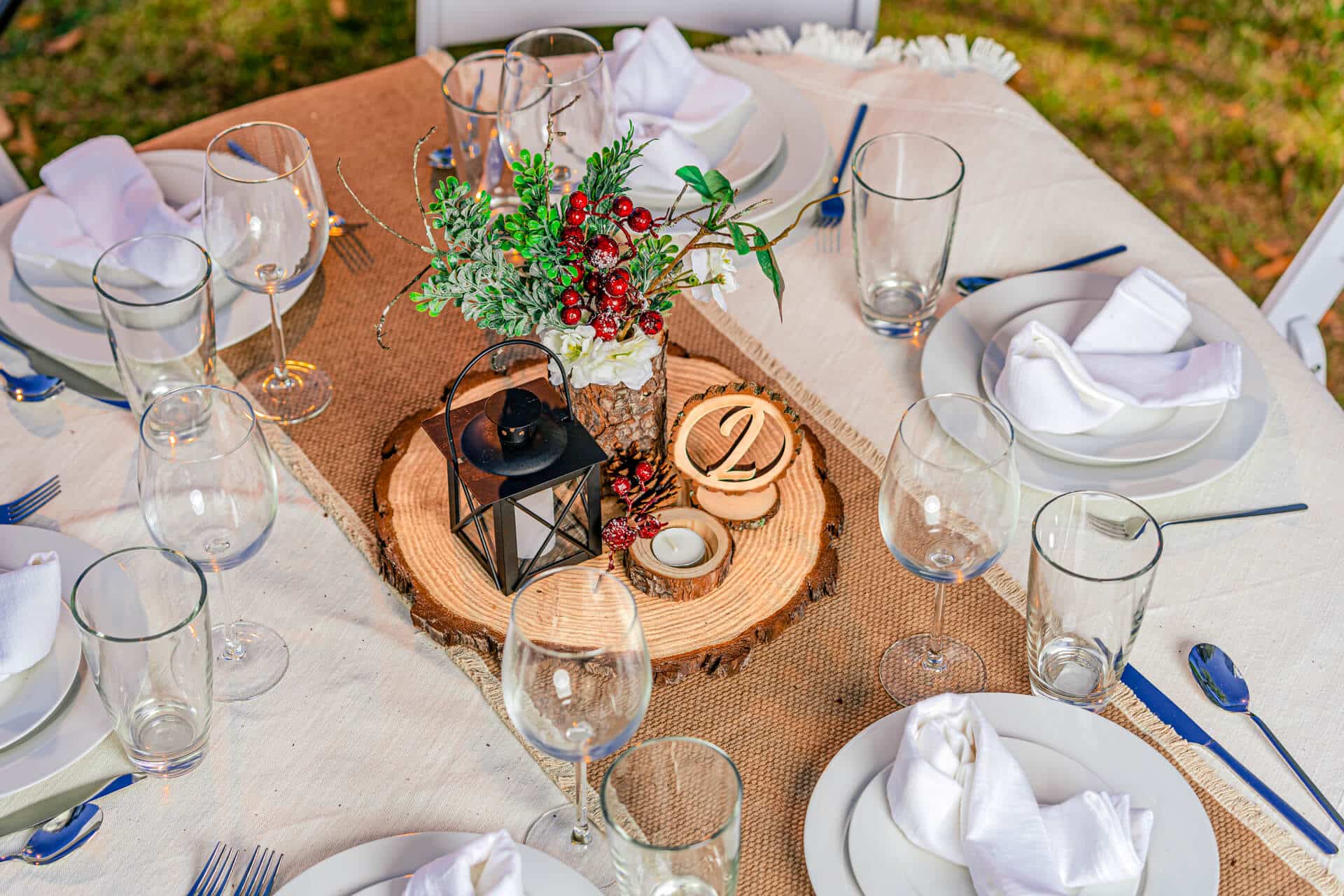 13 Best Wood slice centerpiece ideas  wedding centerpieces, wedding table,  rustic wedding